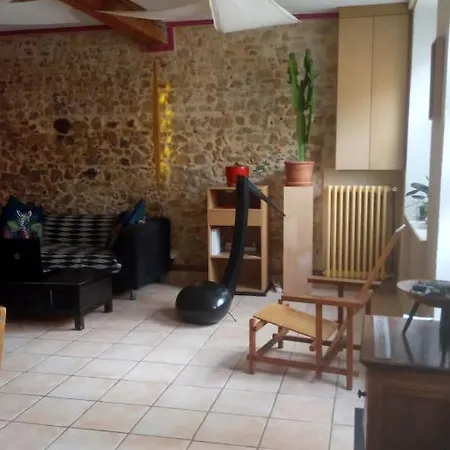 La Maison De L'artisan Holiday home