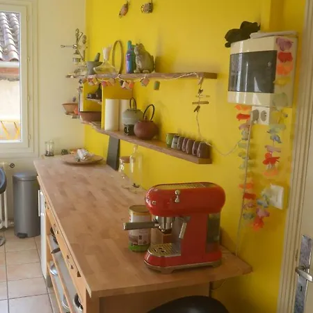 La Maison De L'artisan Holiday home *